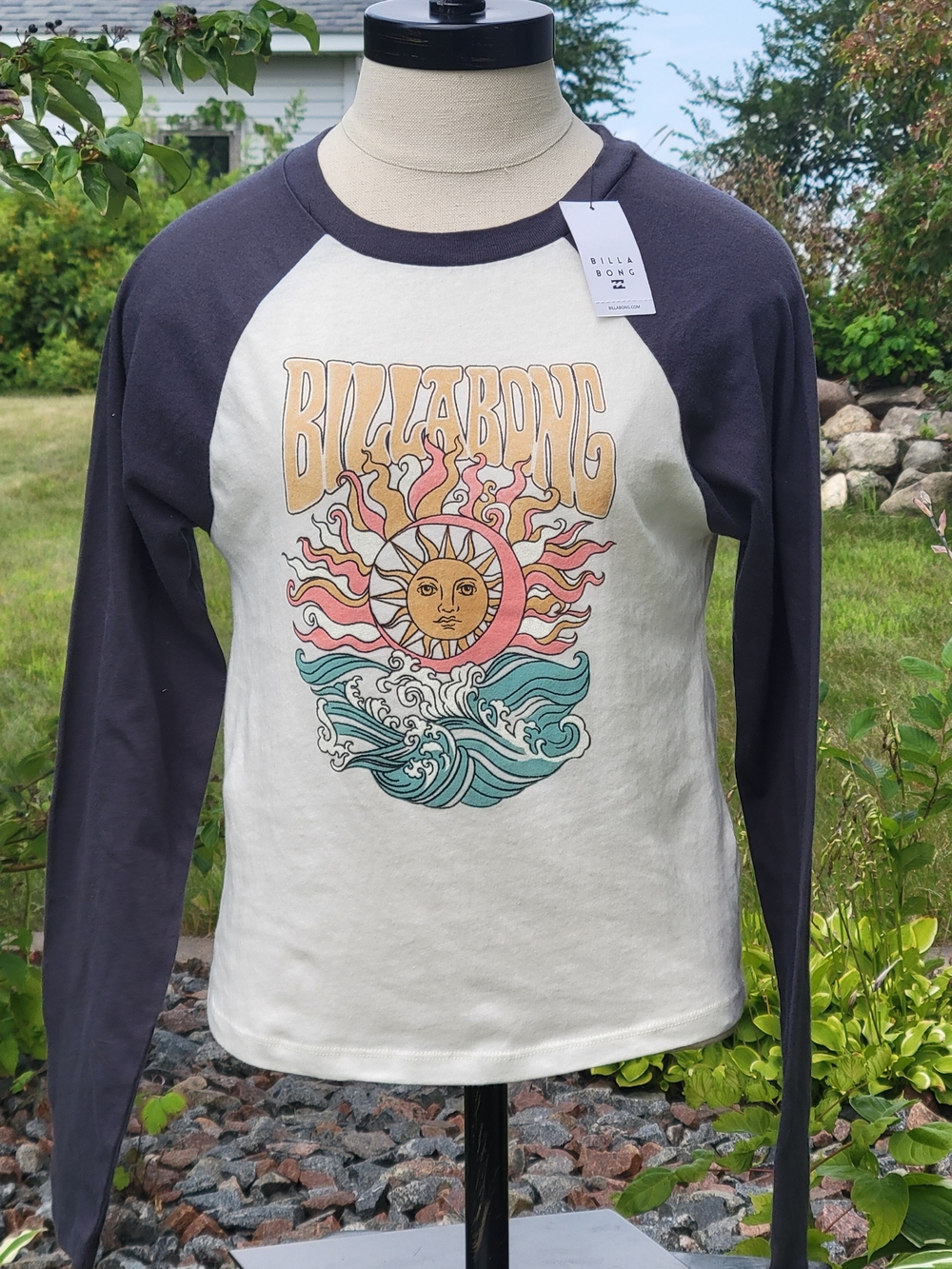 Billabong Cream and Black Raglan Sun & Wave Graphic Long Sleeve Tee Medium